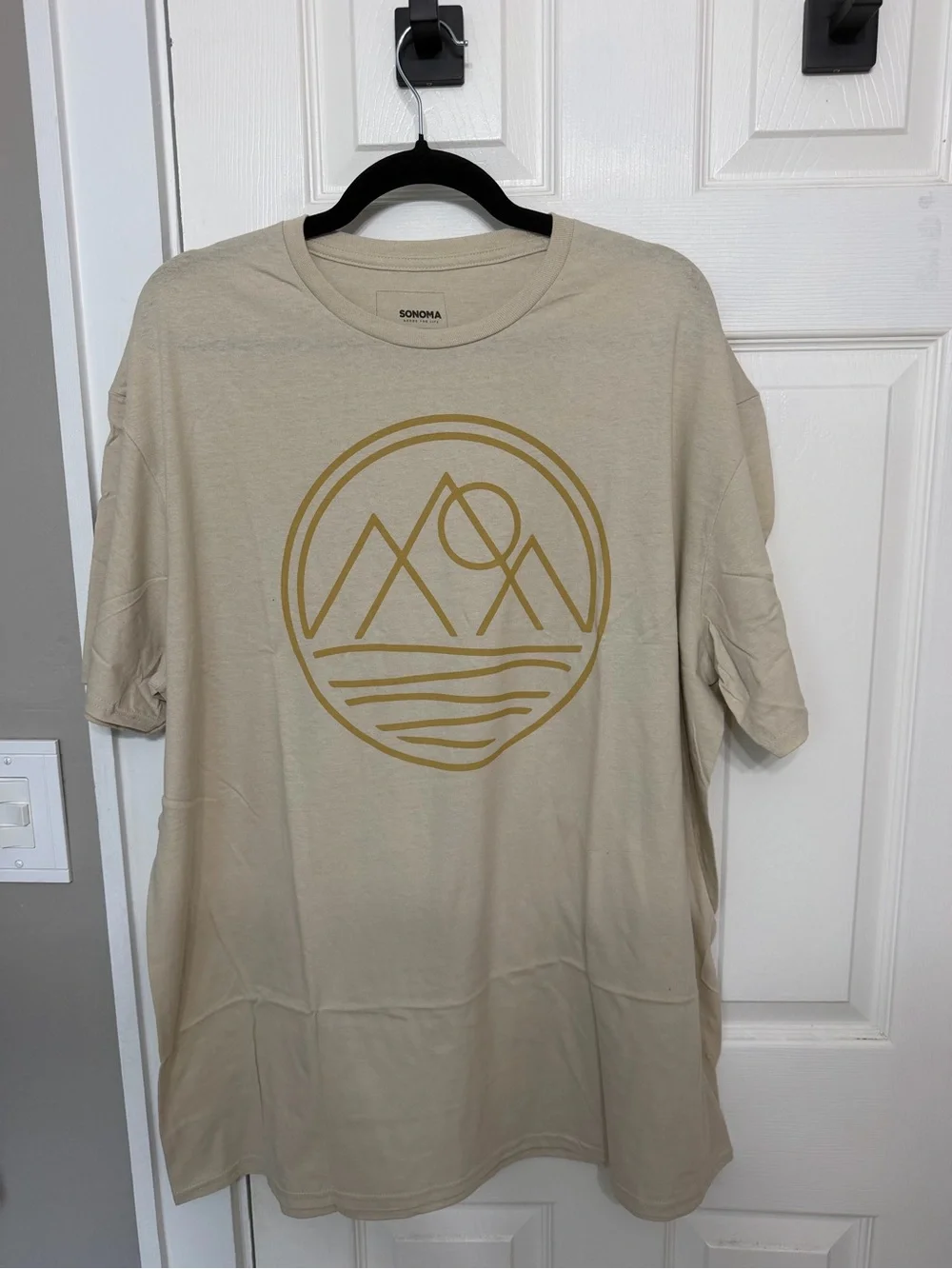 Sonoma Men's Beige Graphic Tee - Mountain Logo 2XL